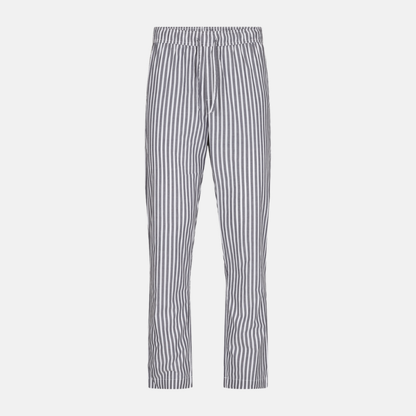 Weiße Pyjamahose aus Bambus mit breiten grauen Streifen