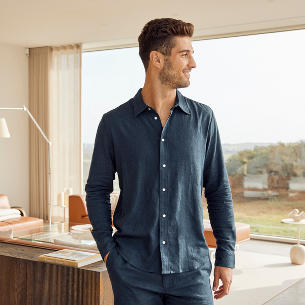 Marineblaue Shorts aus Bambus und Leinen