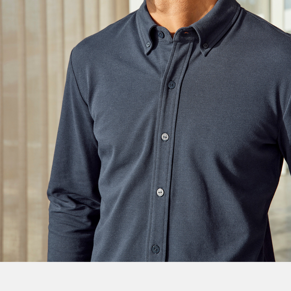 Dunkelblaues Hemd aus Bambus