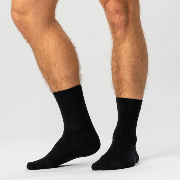 7 Paar schwarze Bambussocken (niedrig geschnitten)