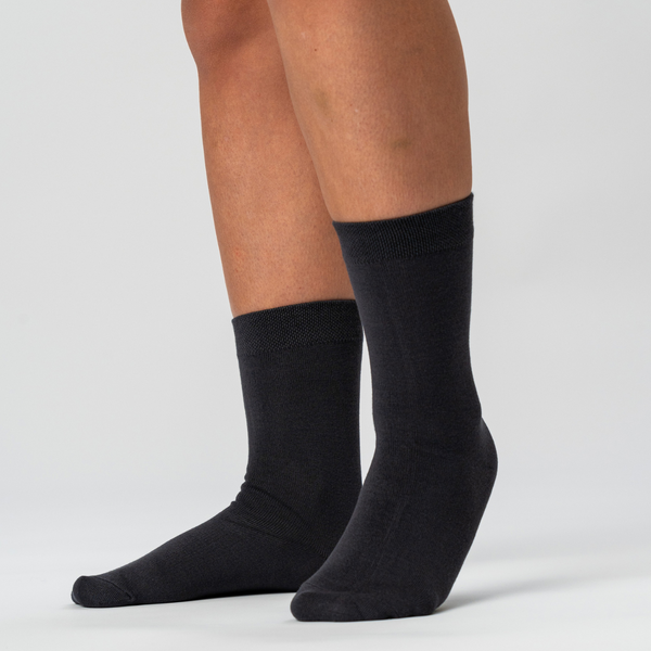 10 Paar dunkelgraue Socken aus Bambus