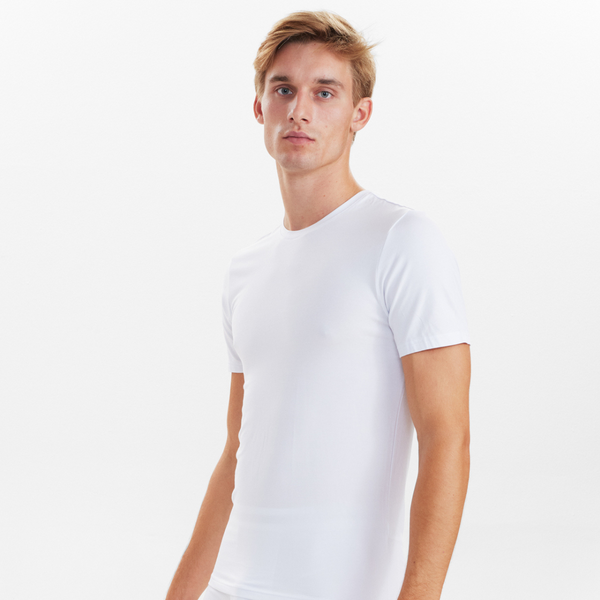 Bamboo sampak - 3 weiße T-Shirts + 3 schwarze Unterhosen