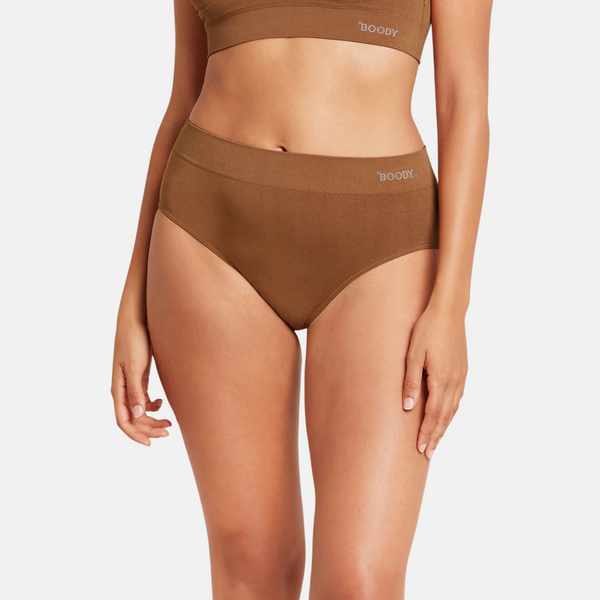 Brauner nackter Bambus-Maxislip