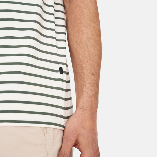 Grün/weiß gestreiftes Bambus-T-Shirt mit Rundhalsausschnitt