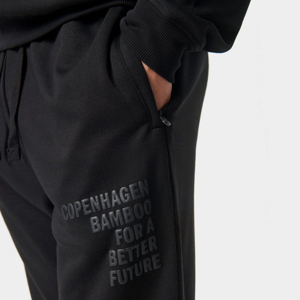 Schwarzer Bambus-Kapuzen-Jogginganzug mit Logo