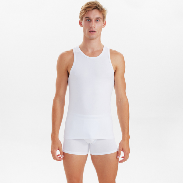 2 weiße Tanktops aus Bambus