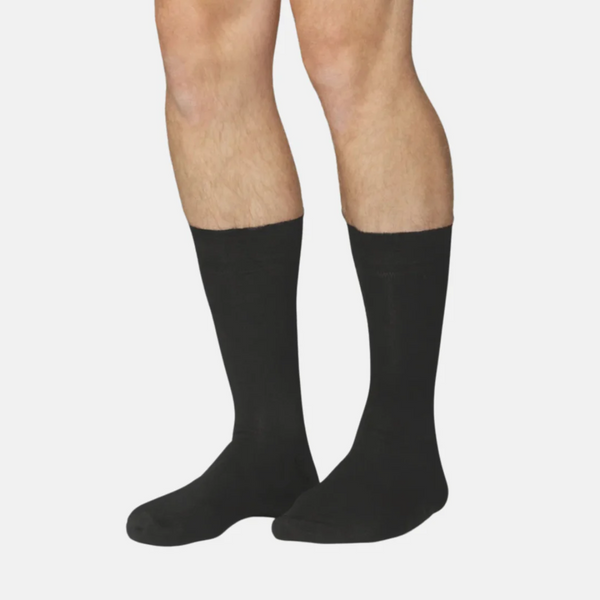 7 Paar Socken aus Bambus in Schwarz