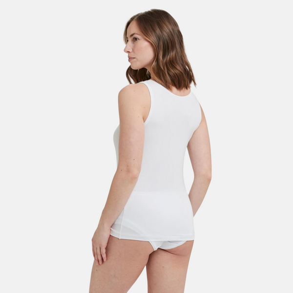 2 weiße Tanktops aus Bambus