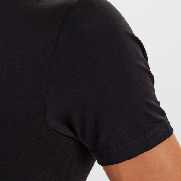 2 schwarzes schmal geschnittenes Bambus-T-Shirt mit V-Ausschnitt