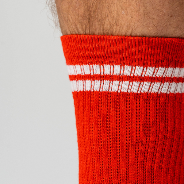 3 Paar rote Tennissocken aus Bambus mit weißen Streifen