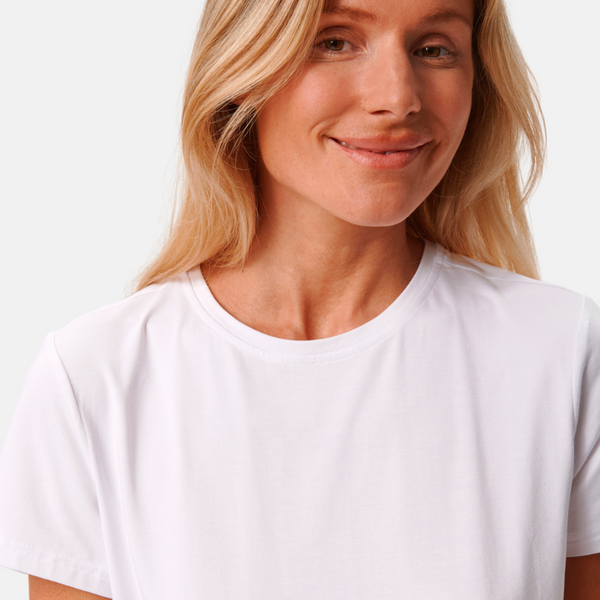 Weißes Kurzarm-T-Shirt aus Bambus