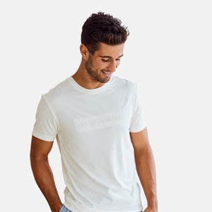 Hvid bambus T-shirt med logo fra JBS of Denmark
