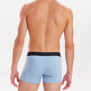3 pak bambus underbukser i lyseblå/navy/mørkegrå fra Jack & Jones, lyseblåt par på model bagfra