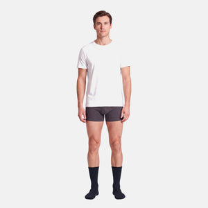 Blå bambus tennissokker fra Lindbergh – model helfigur