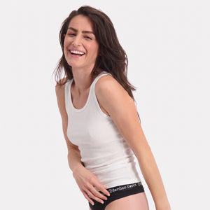 2 pak Hvid bambus rib tank tops fra Bamboo Basics